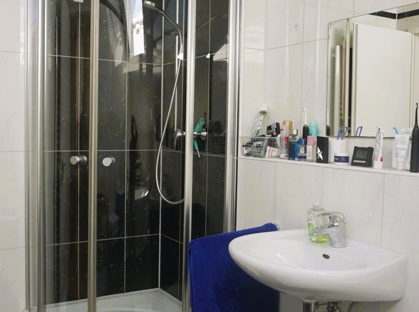 _...mit Dusche