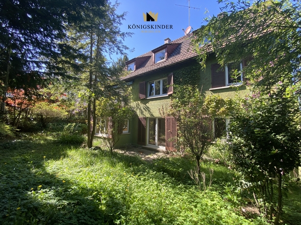 Garten hinter dem Haus