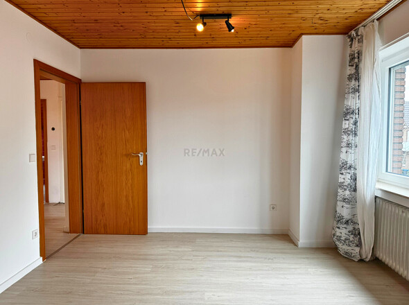 Schlafzimmer 2 OG