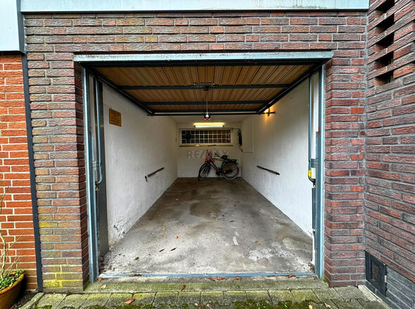 Garage 1