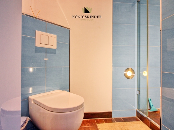 Modernes Badezimmer