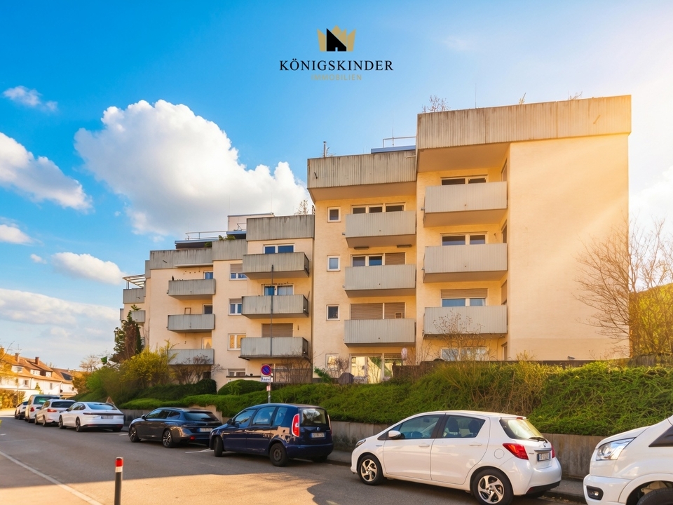 Außenansicht Gebäude mit der Wohnung im 3. Obergeschoss
