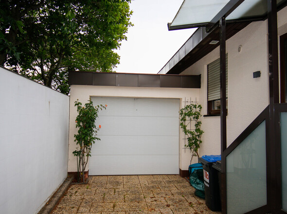 Garage Frontansicht