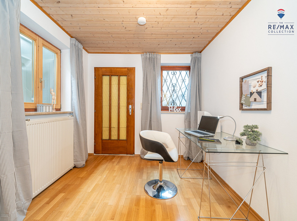 Büro UG