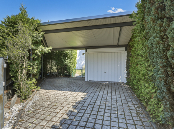 Doppelgarage + Carport