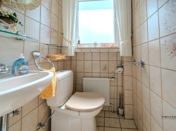 Gäste-WC EG