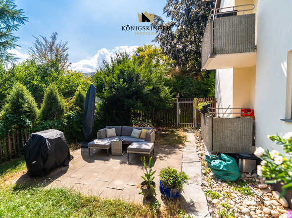 EG-Wohnung - Terrasse und Garten
