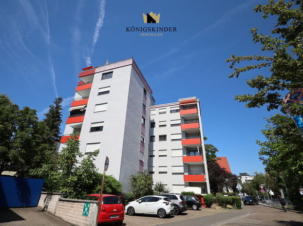 Rechts der mittlere Balkon - Ihr zukünftiges Zuhause