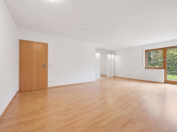 2. Zimmer Souterrain (Möblierung entfernt)