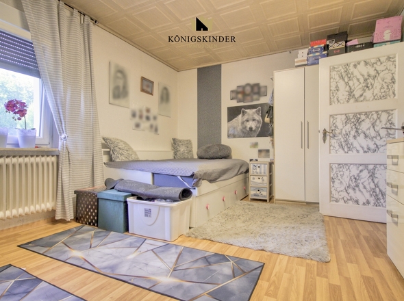 Zimmer (Zweite Wohnung 2.OG)
