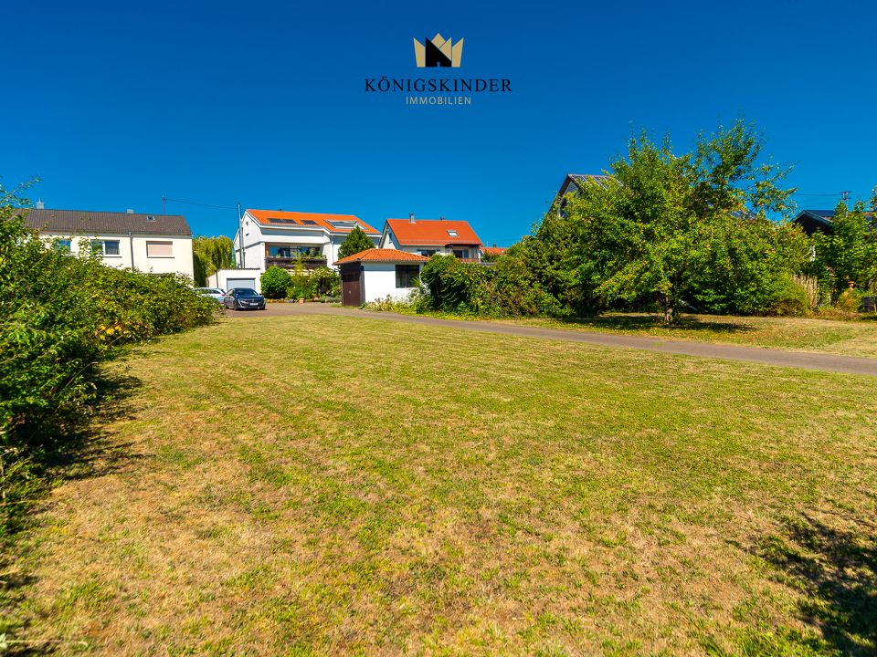 Grundstück