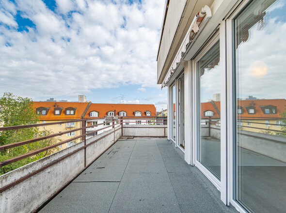 Gemeinschaftliche Terrasse/Fluchtweg