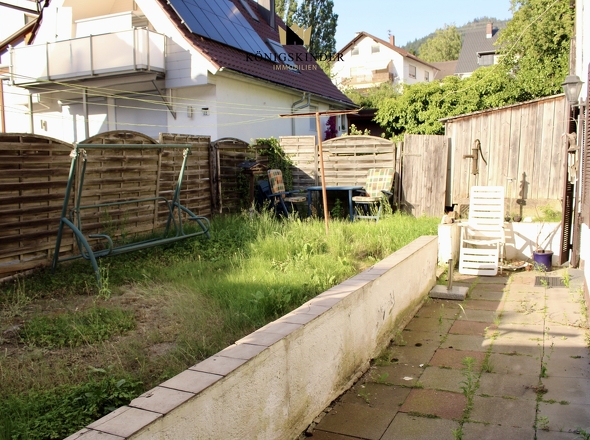 Terrasse mit Garten