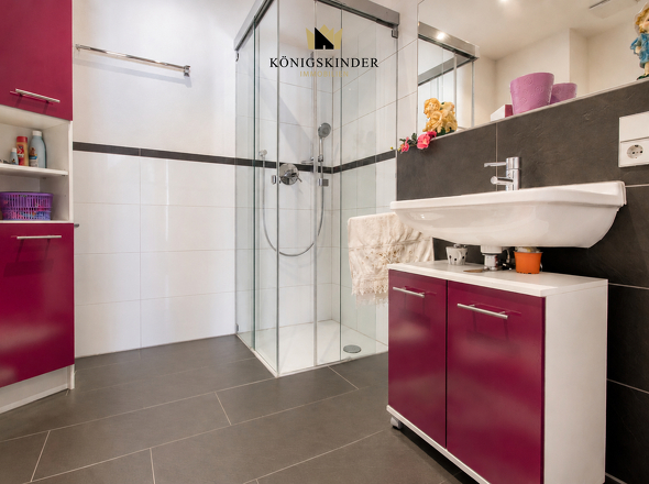 weiteres Badezimmer