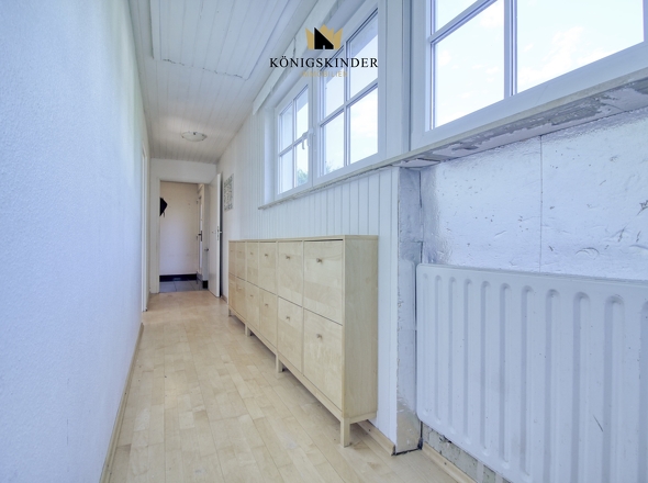 Flur zu den Schlafzimmern und in das Badezimmer 