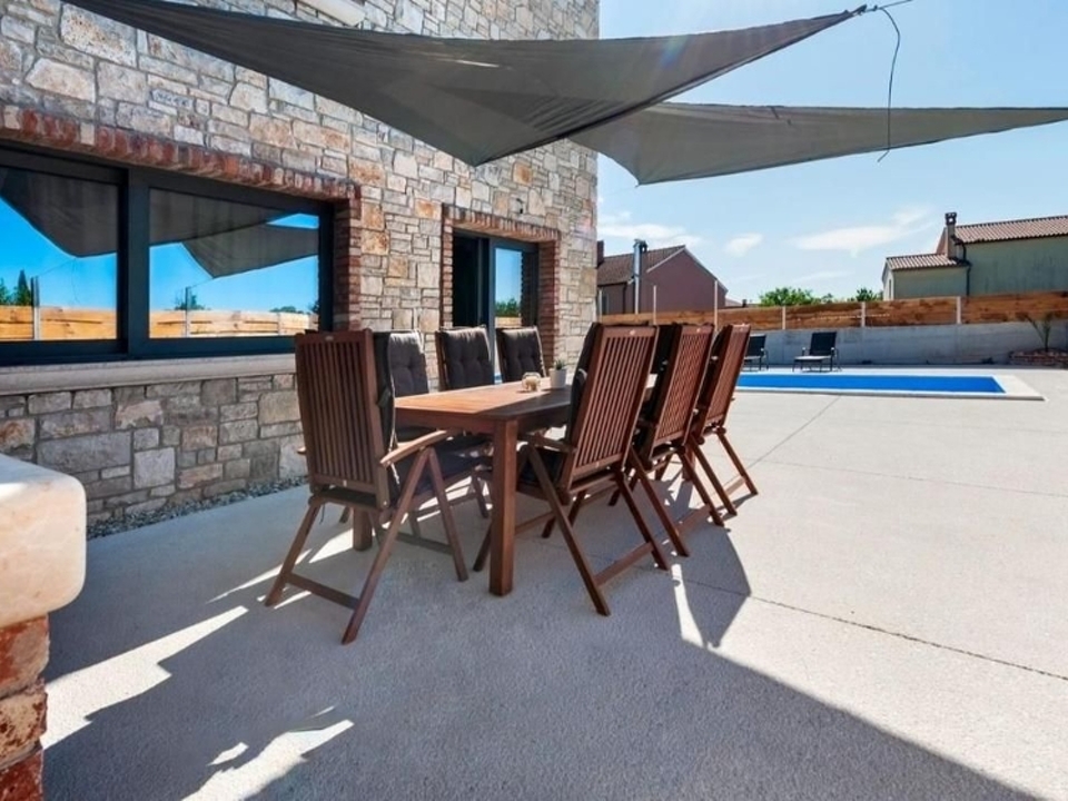 Haus H2453P 