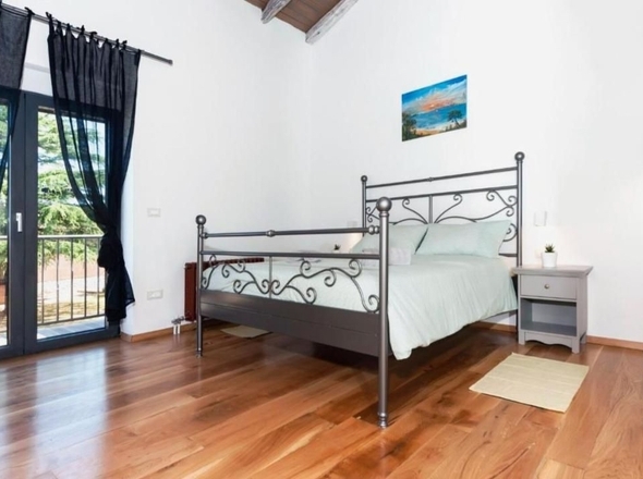 Haus H2453P 