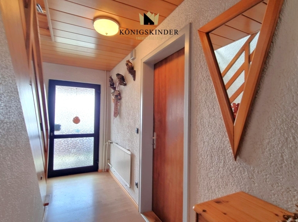 Eingang /Flur EG